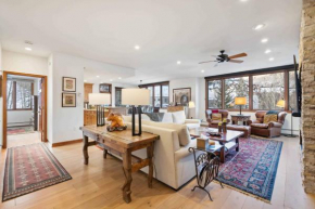 Highlands Lodge 303 by East West Hospitality Beaver Creek